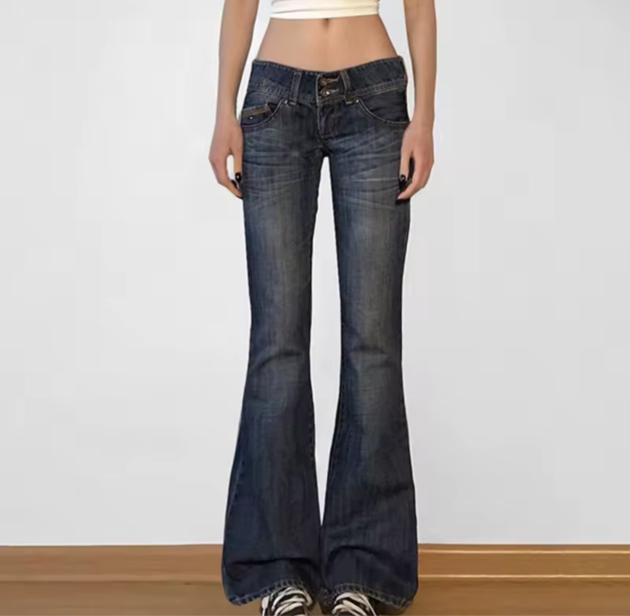 Low rise trendy denim jeans
