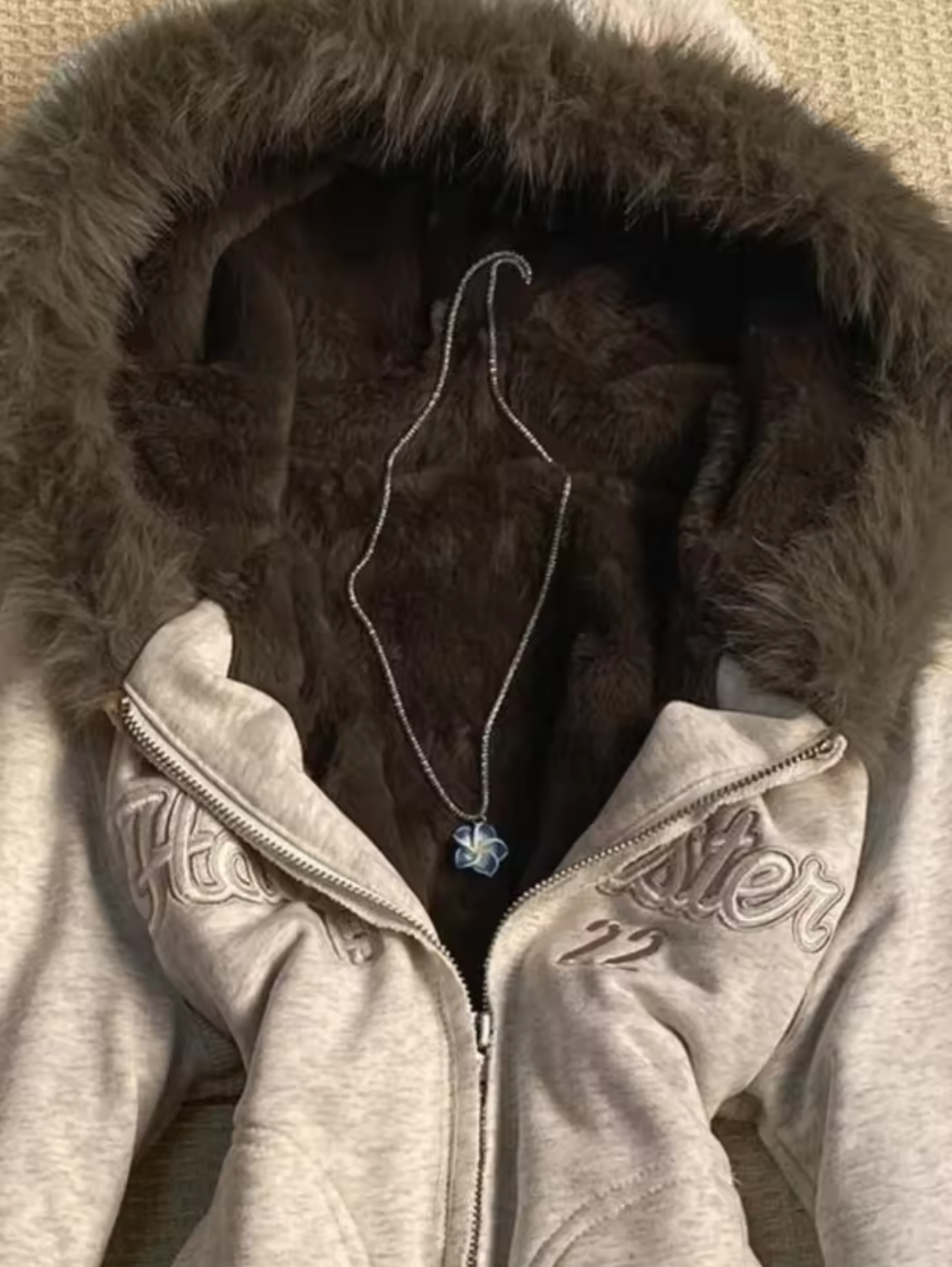 Crème faux hoodie