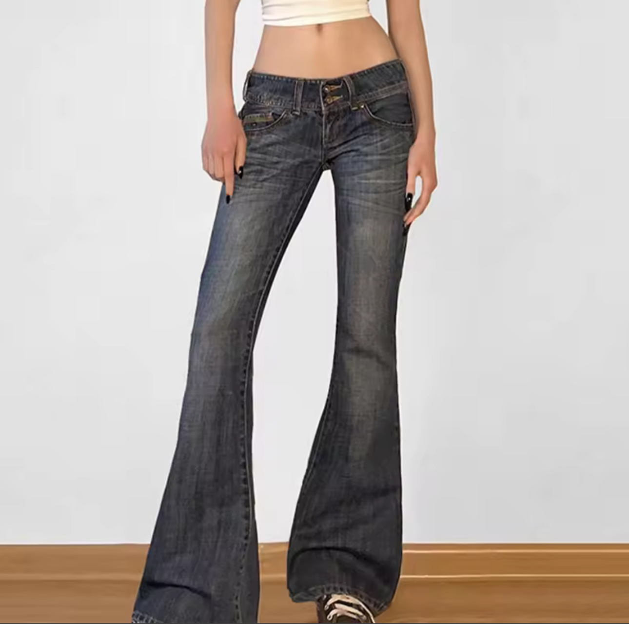 Low rise trendy denim jeans
