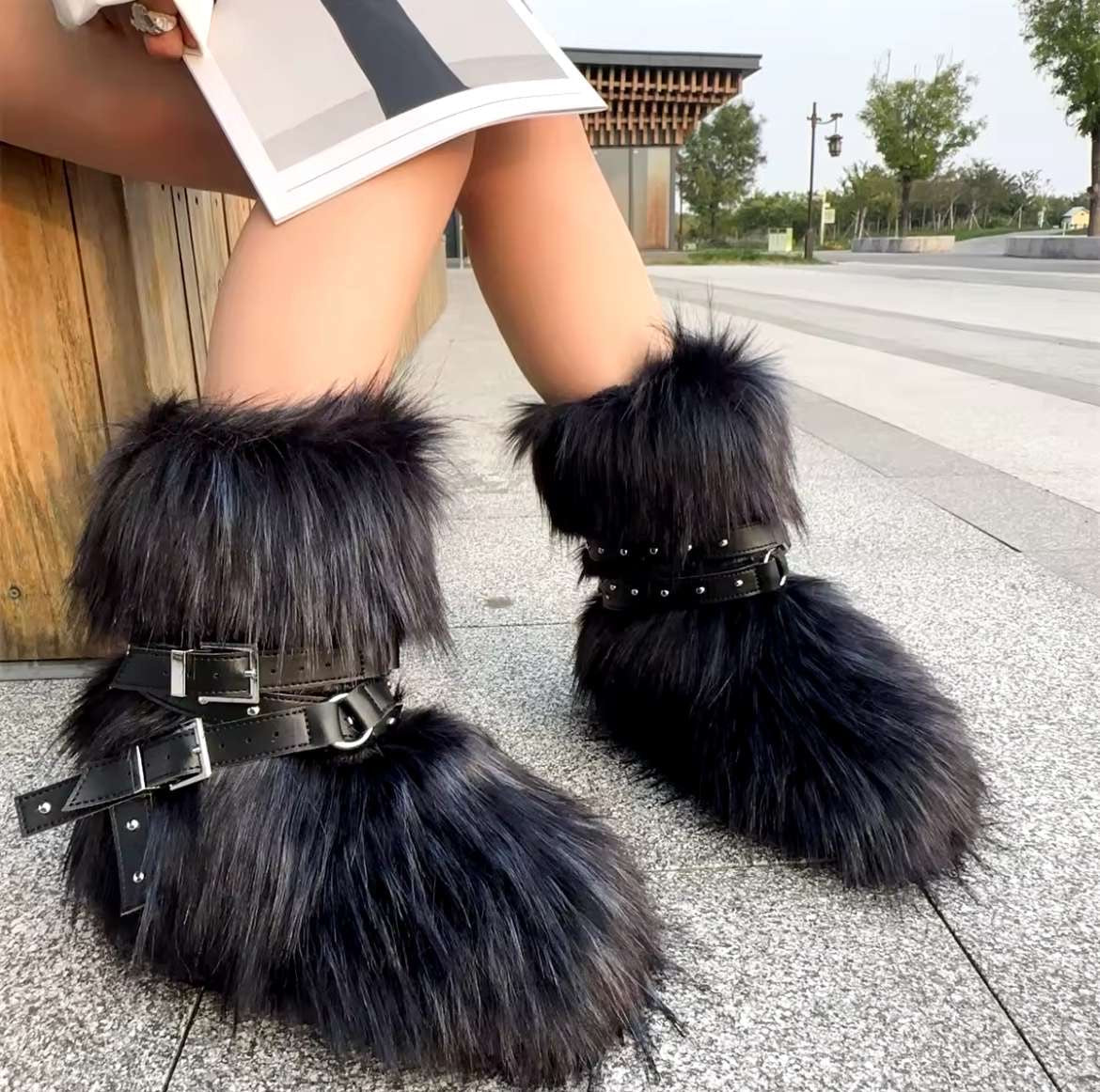 FLUFFY WINTER RACCOON BOOTS WITH STRAPS (4 colours)