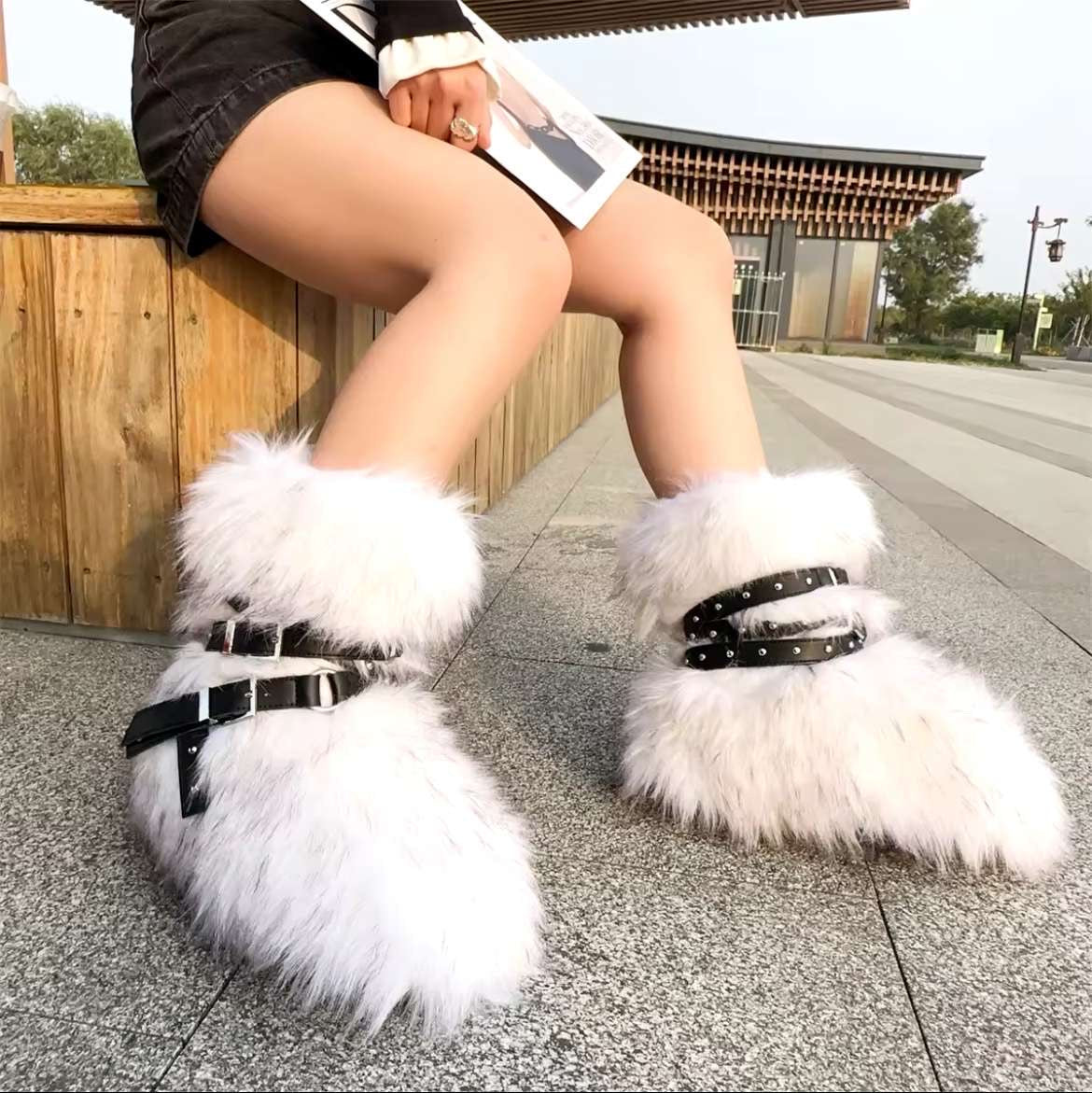 FLUFFY WINTER RACCOON BOOTS WITH STRAPS (4 colours)